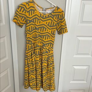 LuLaRoe Yellow and Gray Patterned Top